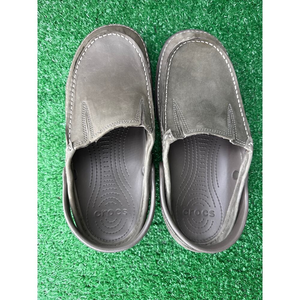 CROCS Mesa Herren Clogs Mens 10 Brown Leather Slip On Shoes Casual Travel - Picture 6 of 8